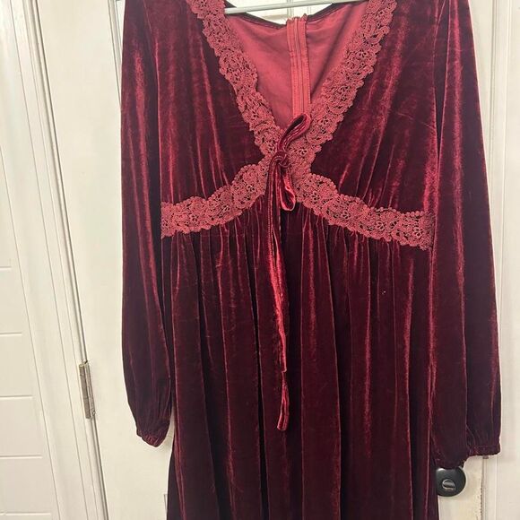 Cider Dresses & Skirts - Cider Women's Burgundy and Red Dress